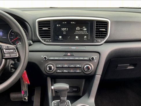 Used 2021 Kia Sportage LX image 6