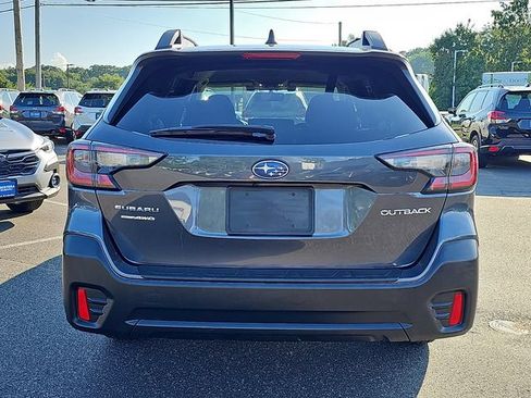 Used 2022 Subaru Outback Premium AWD/4WD image 5