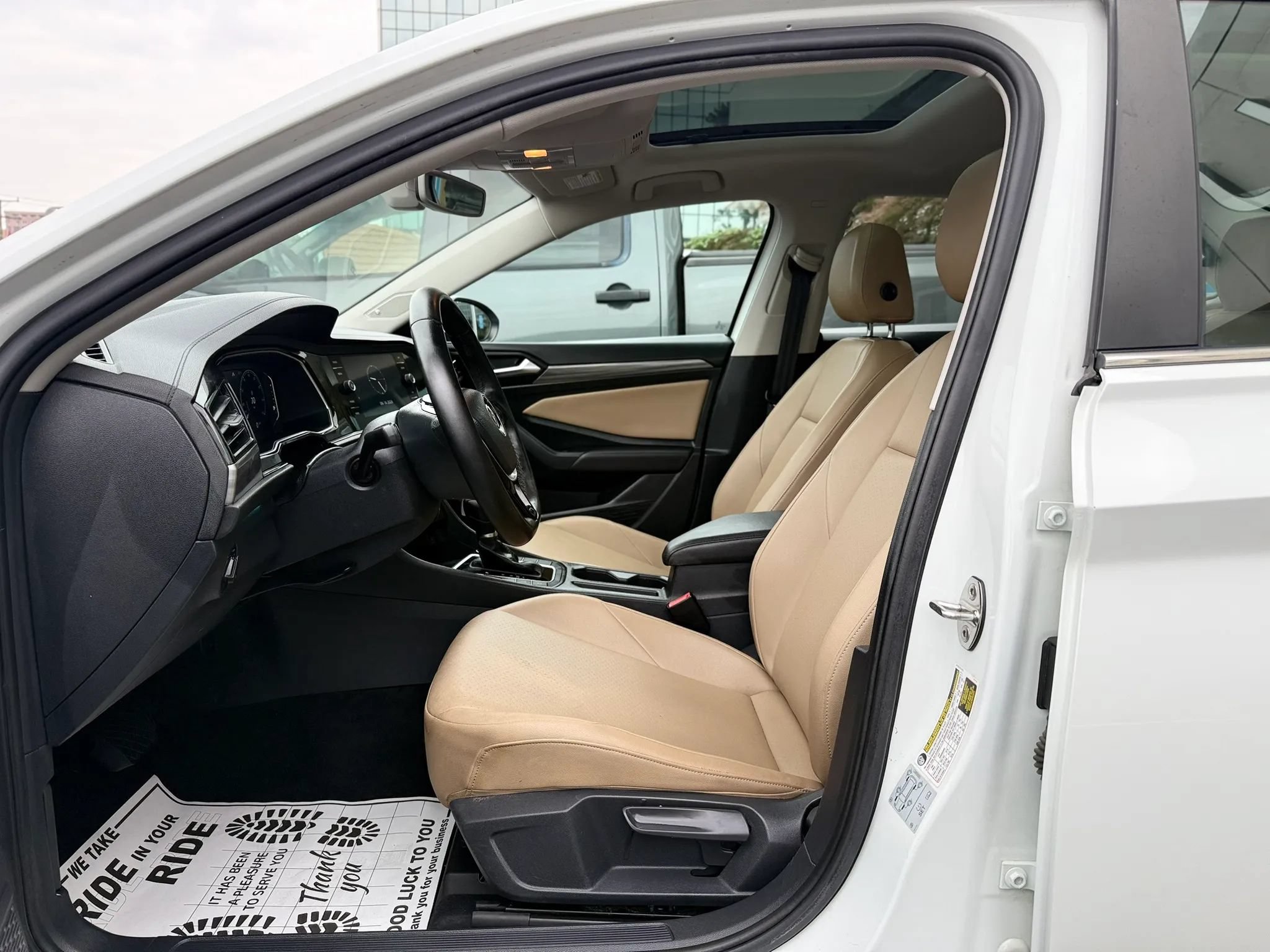 Used 2019 Volkswagen Jetta SEL FWD image 10