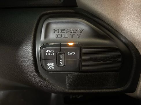 Used 2024 RAM 2500 Laramie image 33