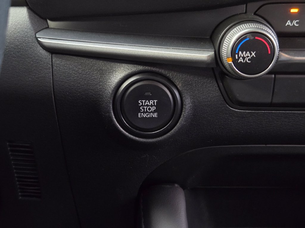 Certified 2025 MAZDA MAZDA3 s FWD image 19