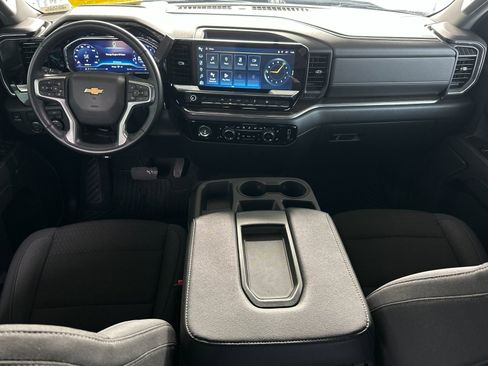 Used 2024 Chevrolet Silverado 1500 LT image 12