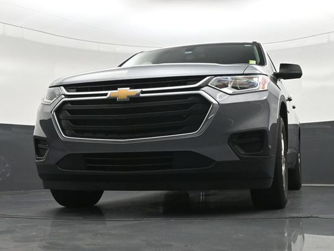 Used 2020 Chevrolet Traverse LS FWD image 30