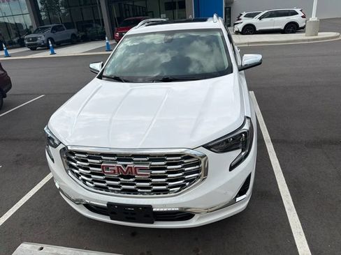 Used 2020 GMC Terrain Denali w/ LPO, Floor Liner Package AWD/4WD image 6