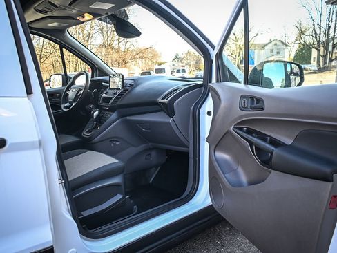 Used 2020 Ford Transit Connect XL image 19