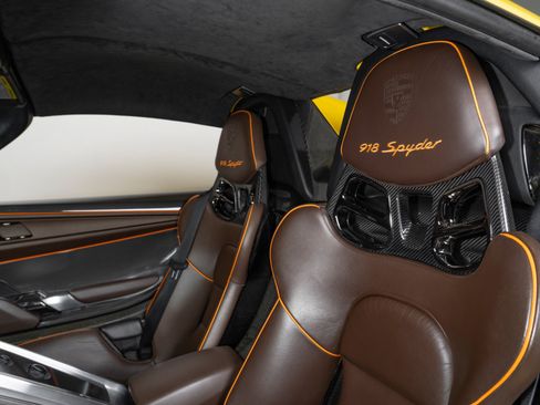 Used 2015 Porsche 918 Spyder AWD/4WD image 66