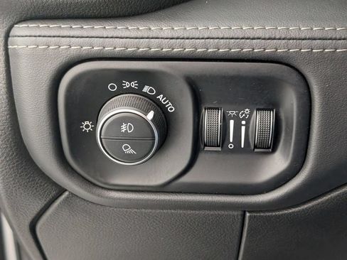 Used 2022 RAM 2500 Limited AWD/4WD image 15