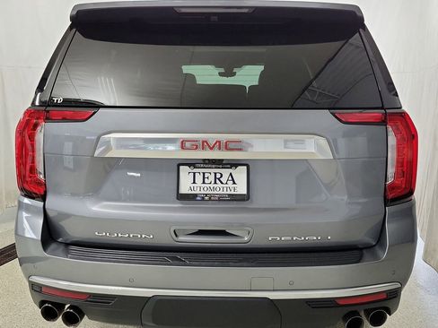 Used 2022 GMC Yukon XL Denali w/ Advanced Technology Package image 5