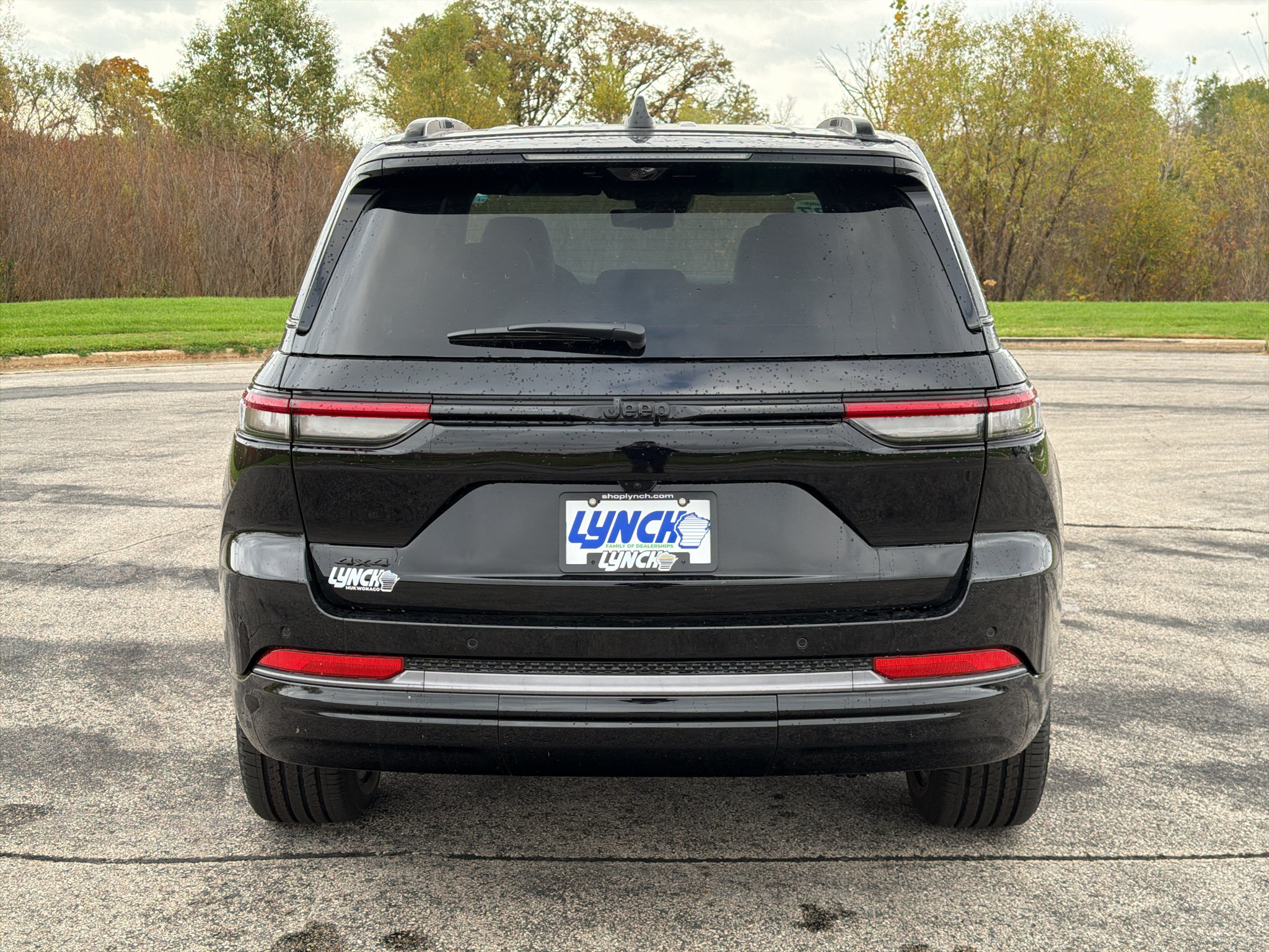 New 2027 Jeep Grand Cherokee Limited AWD/4WD image 3
