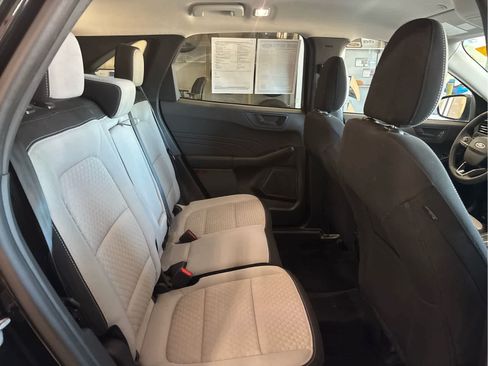 Certified 2023 Ford Escape Active AWD/4WD image 31
