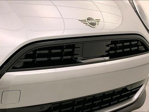 Certified 2026 MINI Cooper 4-Door Hardtop FWD image 29