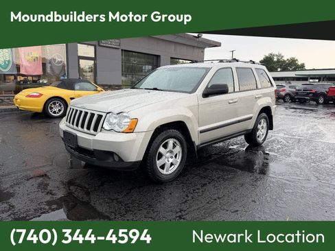 Used 2008 Jeep Grand Cherokee Laredo w/ Driver Convenience Group AWD/4WD image 1
