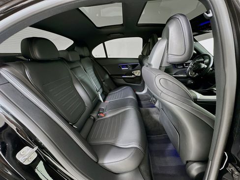 Used 2024 Mercedes-Benz C 300 Sedan image 30
