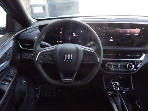New 2025 Buick Envista Sport Touring w/ Convenience I Package image 9