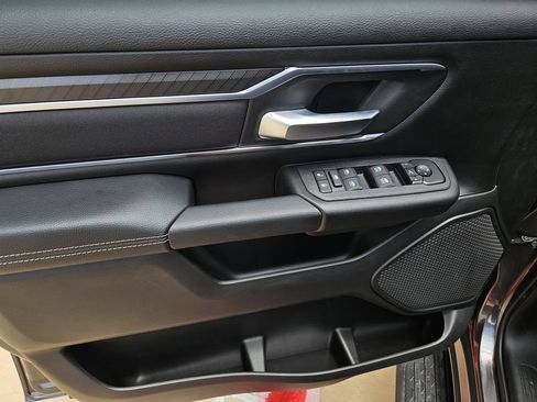 New 2026 RAM 1500 4x4 Crew Cab image 15
