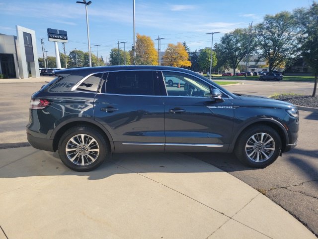 Certified 2023 Lincoln Nautilus AWD w/ Premium Package image 2