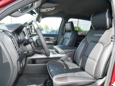 Used 2025 RAM 1500 Laramie w/ Advanced Safety Group II AWD/4WD image 33