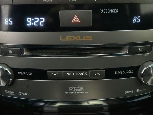 Used 2013 Lexus LX 570 4WD w/ Luxury Pkg image 35