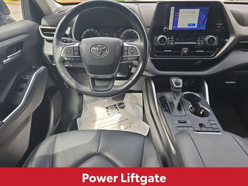 Used 2023 Toyota Highlander XLE AWD/4WD image 20