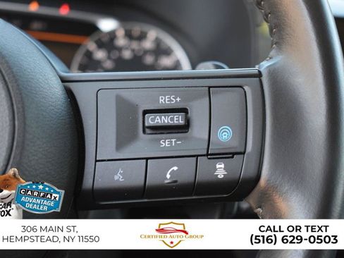 Used 2025 Nissan Pathfinder SV FWD image 17