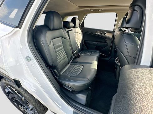 Certified 2024 Kia Sportage SX FWD image 28