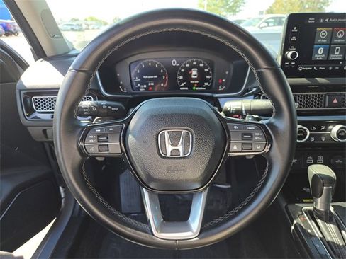 Used 2024 Honda Civic Touring image 25
