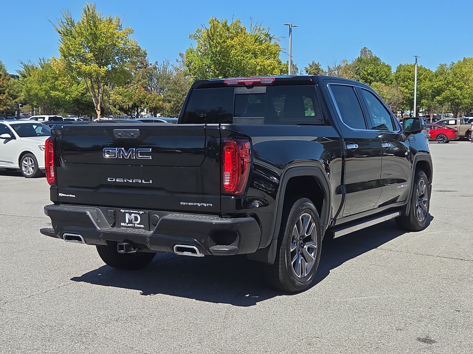 Used 2025 GMC Sierra 1500 Denali Ultimate AWD/4WD image 5