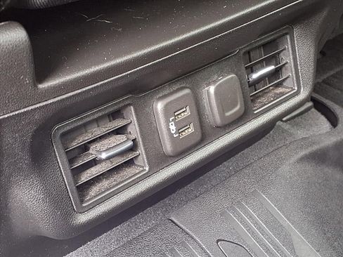 Used 2020 GMC Sierra 1500 SLE w/ SLE Value Package image 20