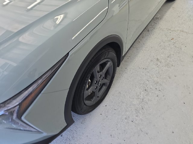 Used 2025 Kia K4 FWD image 9