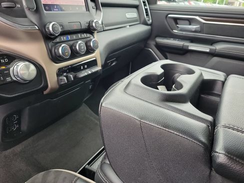Used 2022 RAM 1500 Laramie AWD/4WD image 29