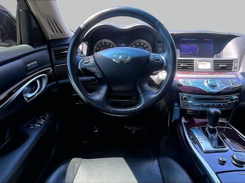 Used 2013 INFINITI M37 w/ Premium Pkg RWD image 5