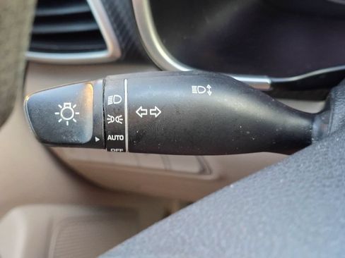Used 2019 Hyundai Tucson SE FWD image 25