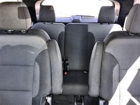 Certified 2023 Chevrolet Traverse LT image 22