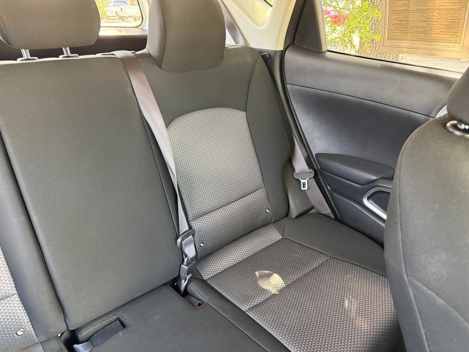 Used 2025 Kia Soul LX w/ LX Technology Package FWD image 36