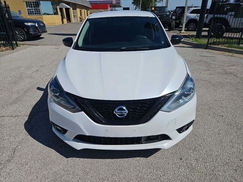 Used 2018 Nissan Sentra SR w/ SR Midnight Edition Package FWD image 8