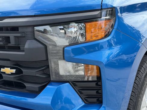 Used 2023 Chevrolet Silverado 1500 Custom RWD image 10