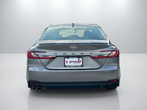 Certified 2025 Toyota Camry SE FWD image 6