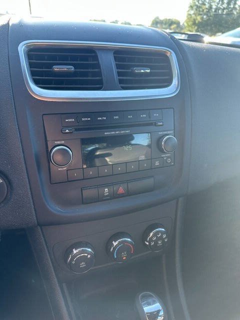 Used 2013 Dodge Avenger SE FWD image 20