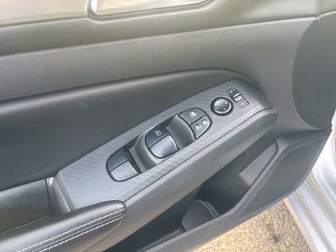 Used 2022 Nissan Altima 2.5 SV image 23