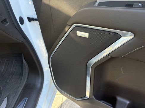 Used 2022 GMC Sierra 1500 SLT w/ SLT Premium Plus Package image 23