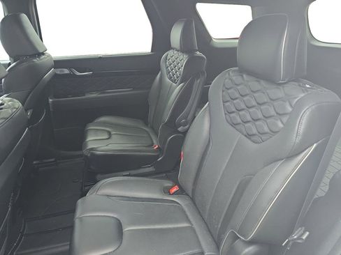 Used 2022 Hyundai Palisade Calligraphy w/ Winter Package FWD image 13