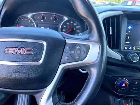 Used 2019 GMC Terrain SLE w/ Driver Convenience Package FWD image 24