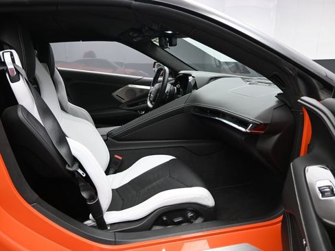 Used 2020 Chevrolet Corvette Stingray Premium Conv w/ 3LT image 29