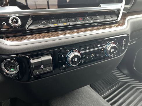 New 2026 GMC Sierra 1500 SLE w/ Preferred Package image 26