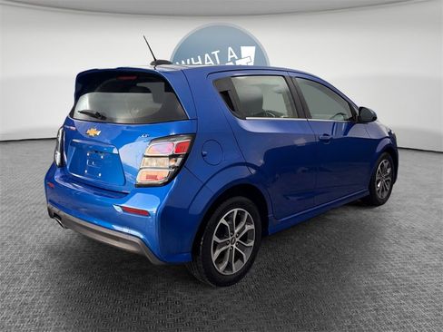 Used 2017 Chevrolet Sonic LT image 3