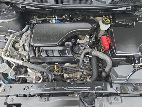 Used 2018 Nissan Rogue Sport SV FWD image 31