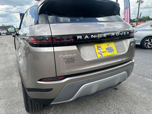Used 2022 Land Rover Range Rover Evoque S AWD/4WD image 6