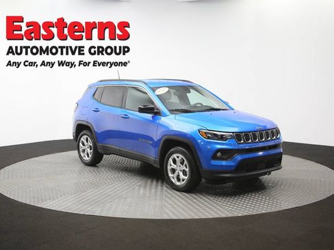 Used 2024 Jeep Compass Latitude AWD/4WD image 47