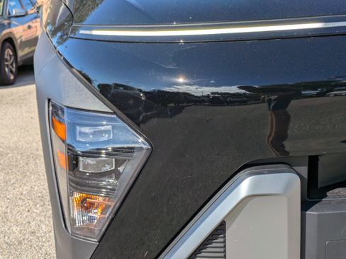 New 2026 Hyundai Kona SE image 10