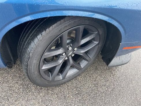 Used 2021 Dodge Challenger R/T w/ Blacktop Package image 16